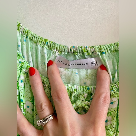 Faithful the Brand Lira Midi Dress in Merci Floral Print - Picture 3 of 9